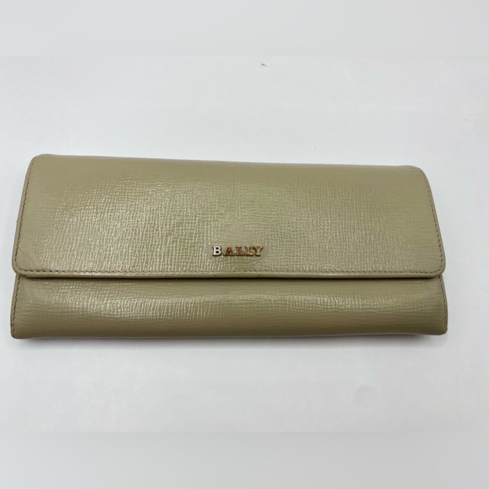 Bally Switzerland Gray Leather Women's Wallet
